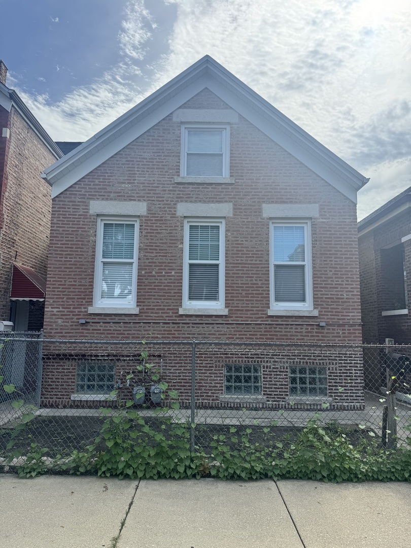 3039 S Millard Avenue Property Photo 1