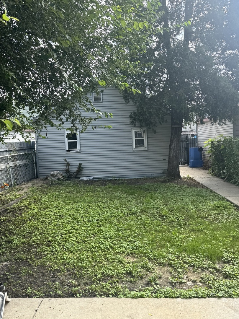3039 S Millard Avenue Property Photo 4