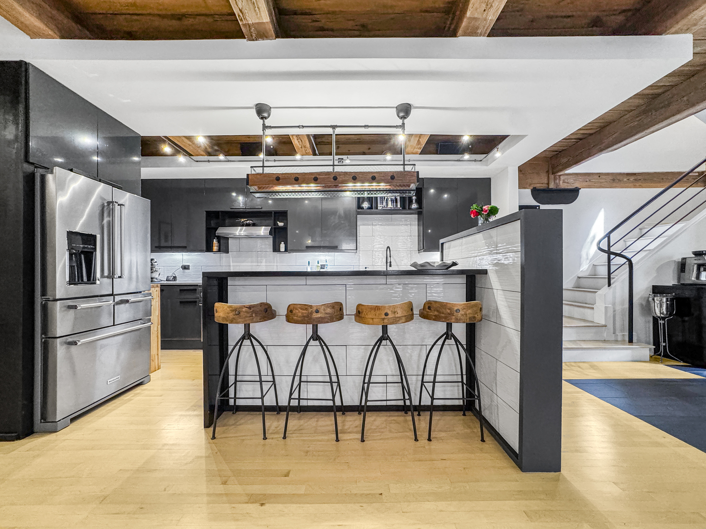 811 W Aldine Avenue 6s Property Photo 8