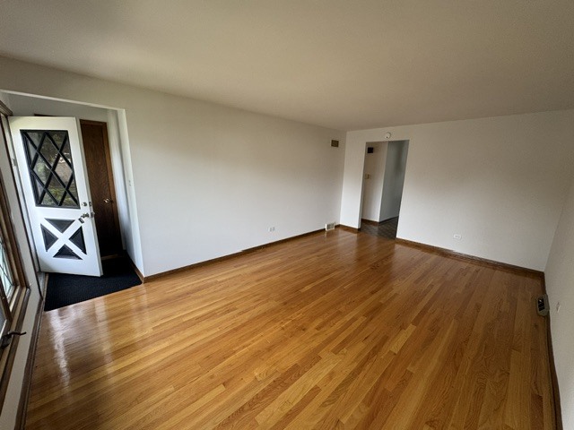 7111 40th Place Property Photo 4