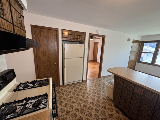 7111 40th Place Property Photo 9