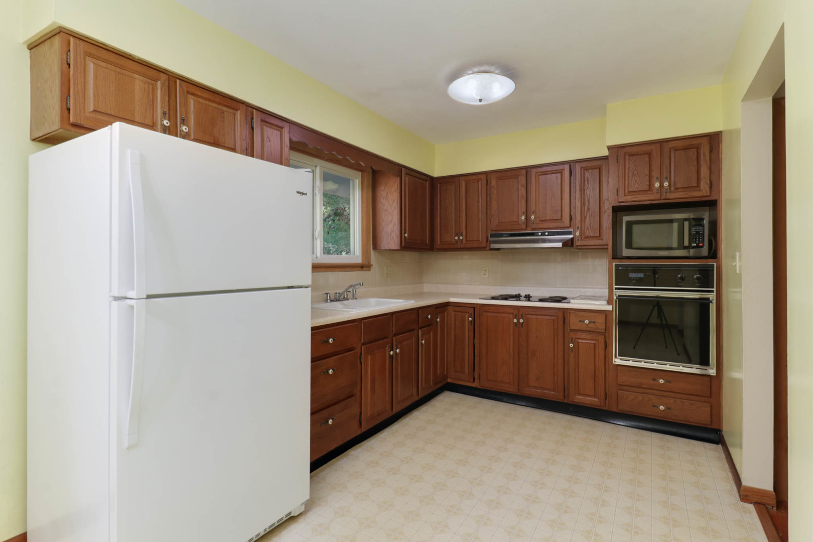 807 Sheridan Road Property Photo 7