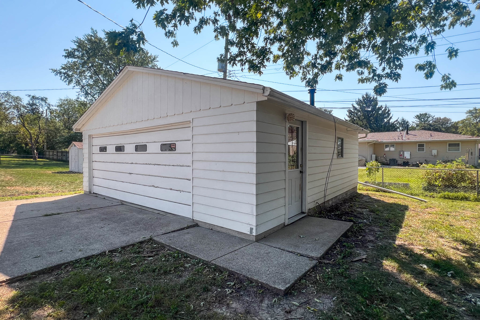807 Sheridan Road Property Photo 27