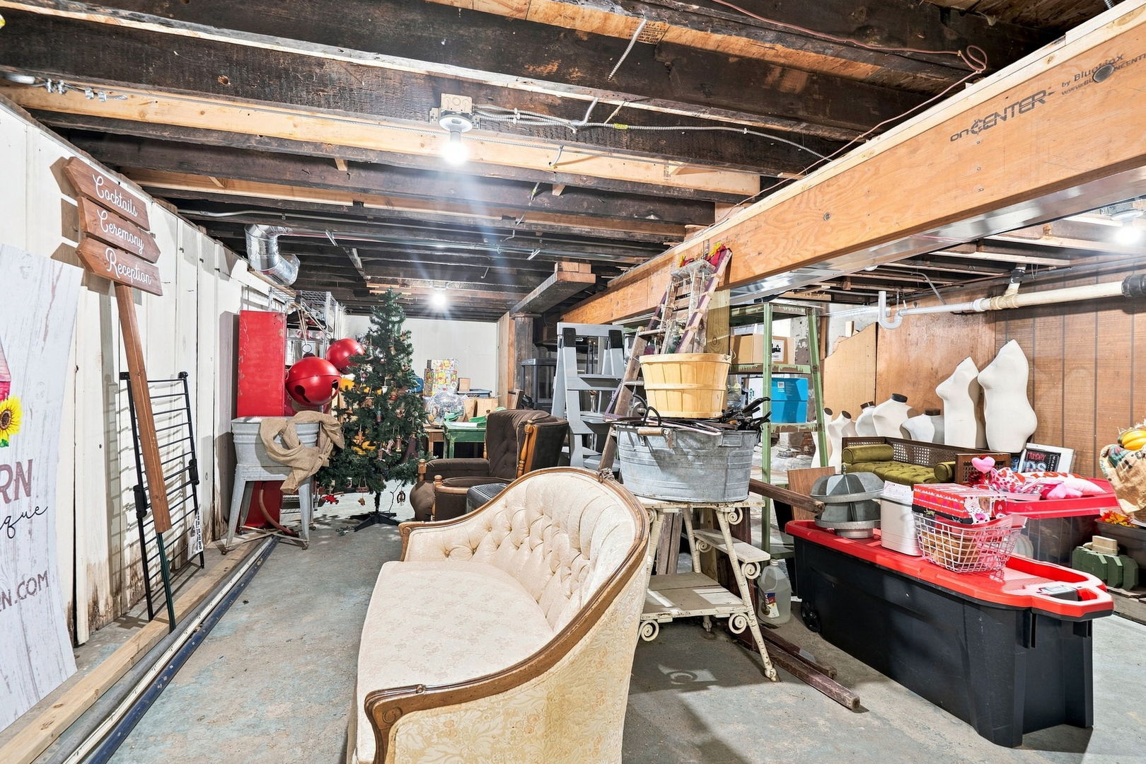 106 S State Street Property Photo 17