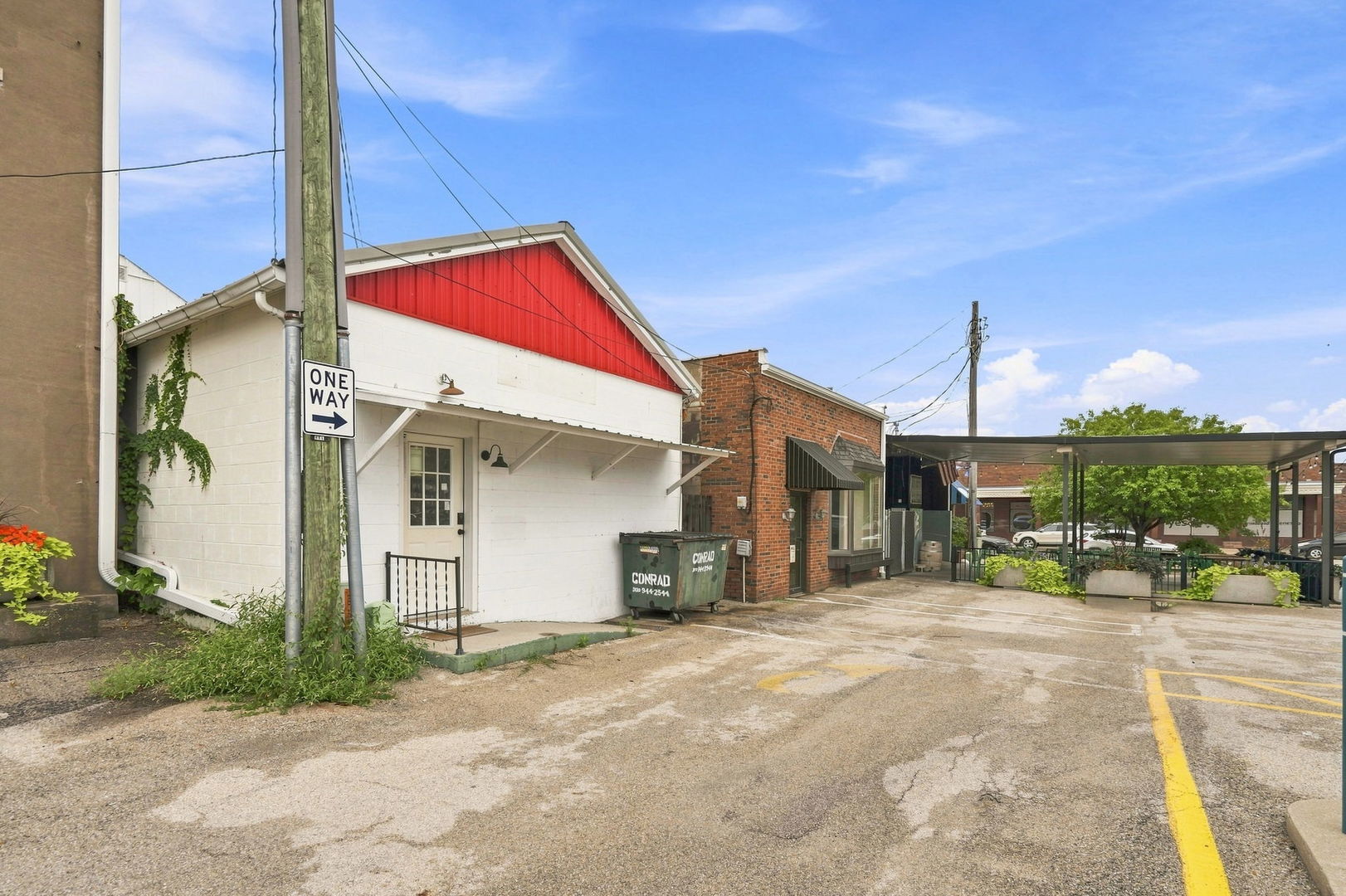 106 S State Street Property Photo 24