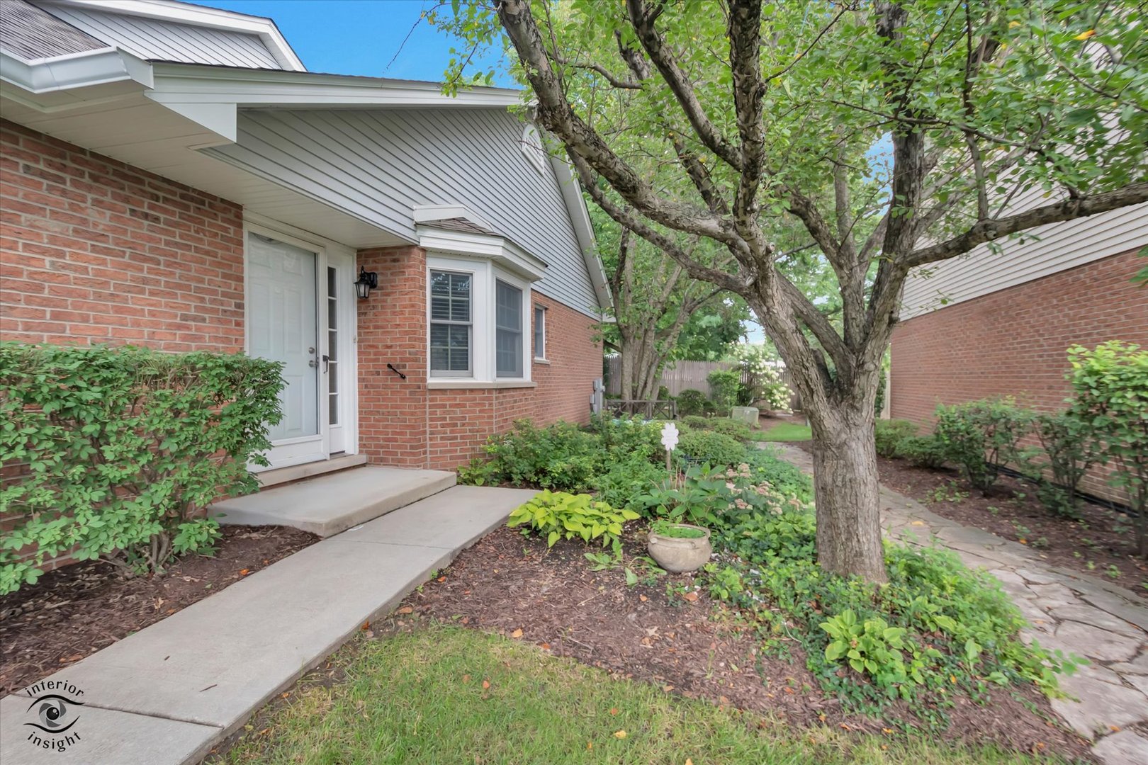 8641 Pearson Drive Property Photo 2