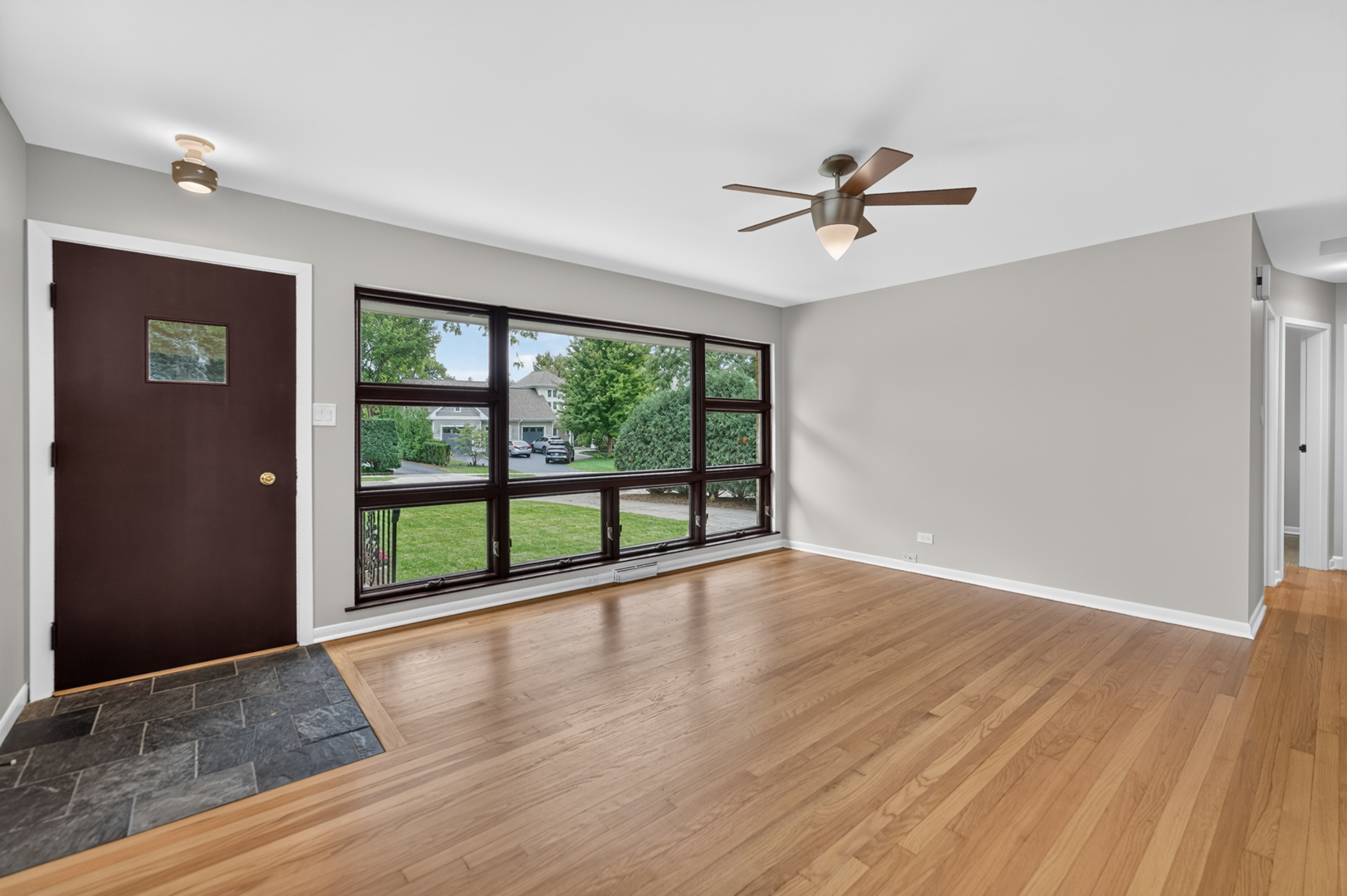 392 Windsor Avenue Property Photo 5