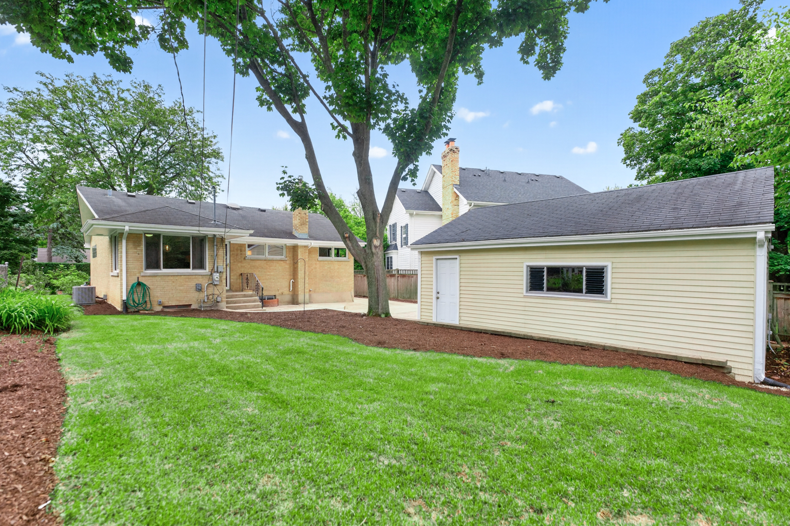 392 Windsor Avenue Property Photo 40