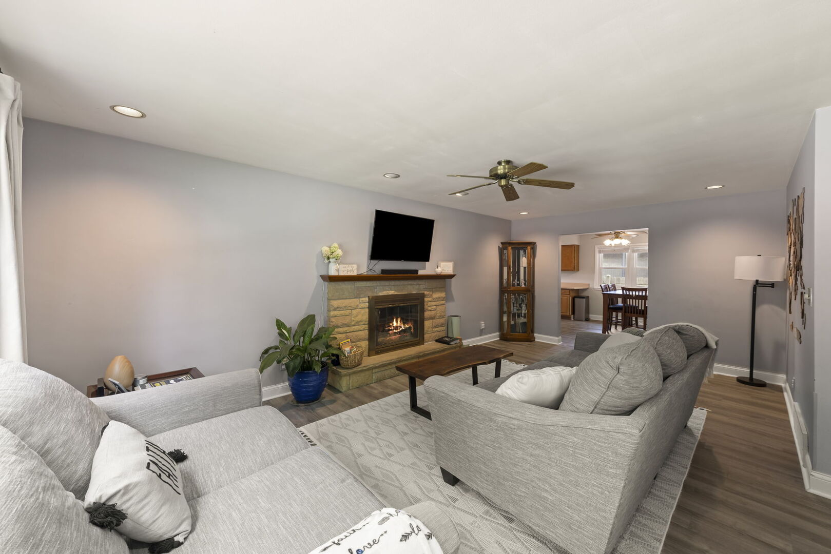 805 Walnut Avenue Property Photo 7