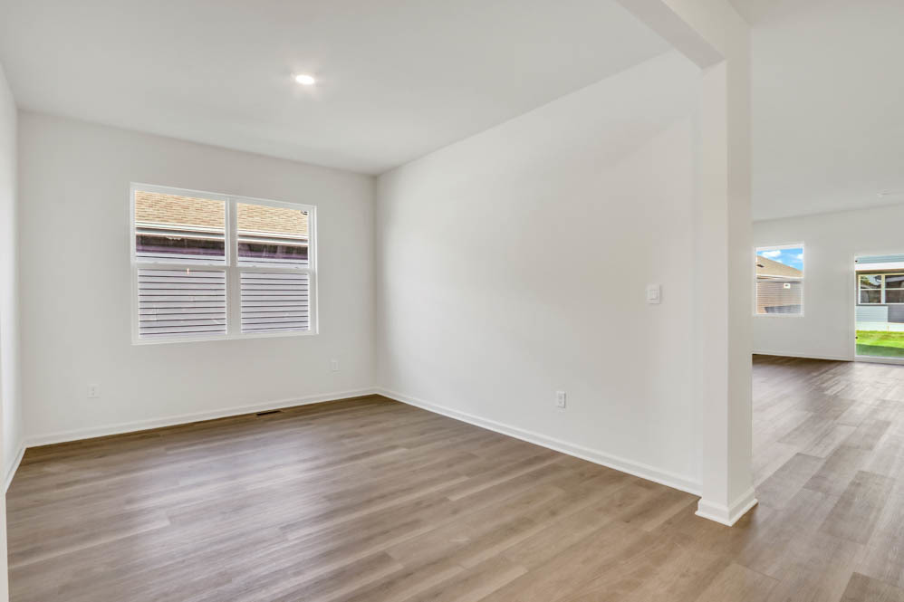 2533 Skye Drive Property Photo 7