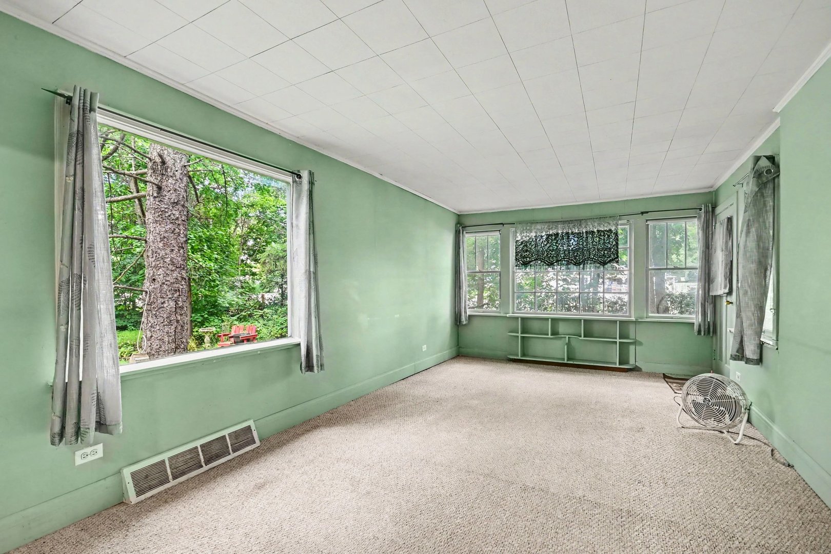 1428 N Cedar Lake Road Property Photo 8
