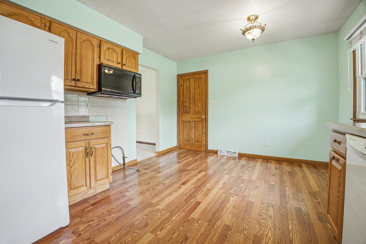 10 Imperial Drive Property Photo 6