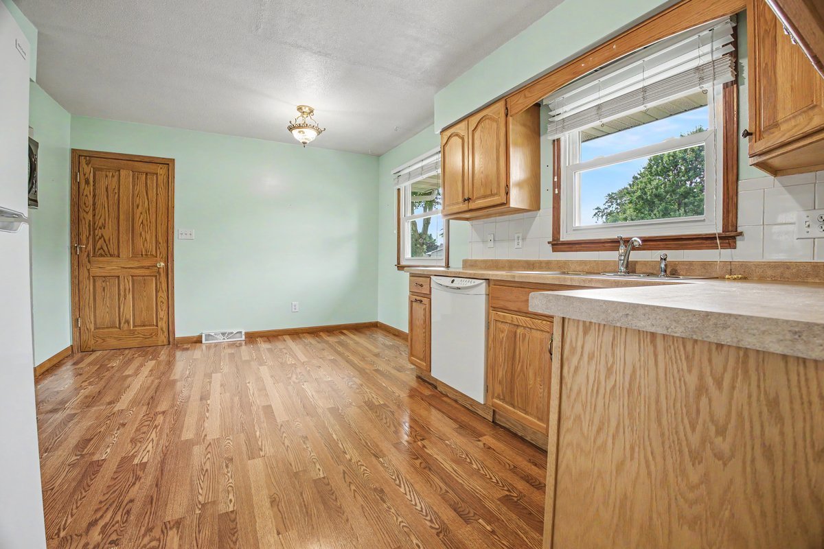 10 Imperial Drive Property Photo 7