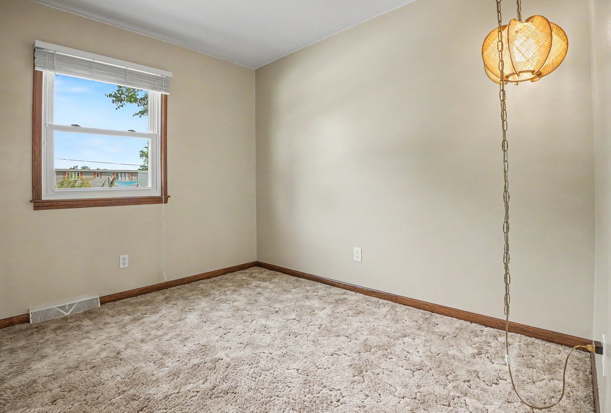 10 Imperial Drive Property Photo 19