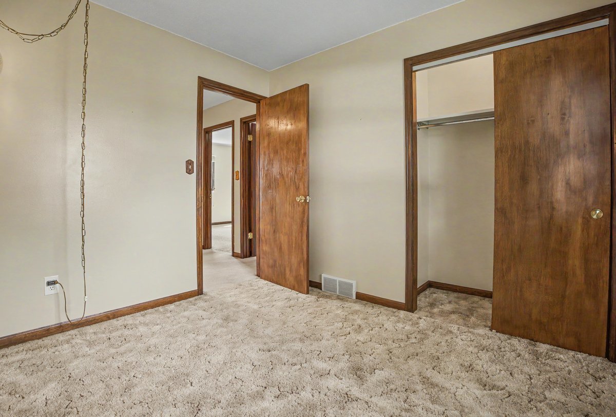 10 Imperial Drive Property Photo 20