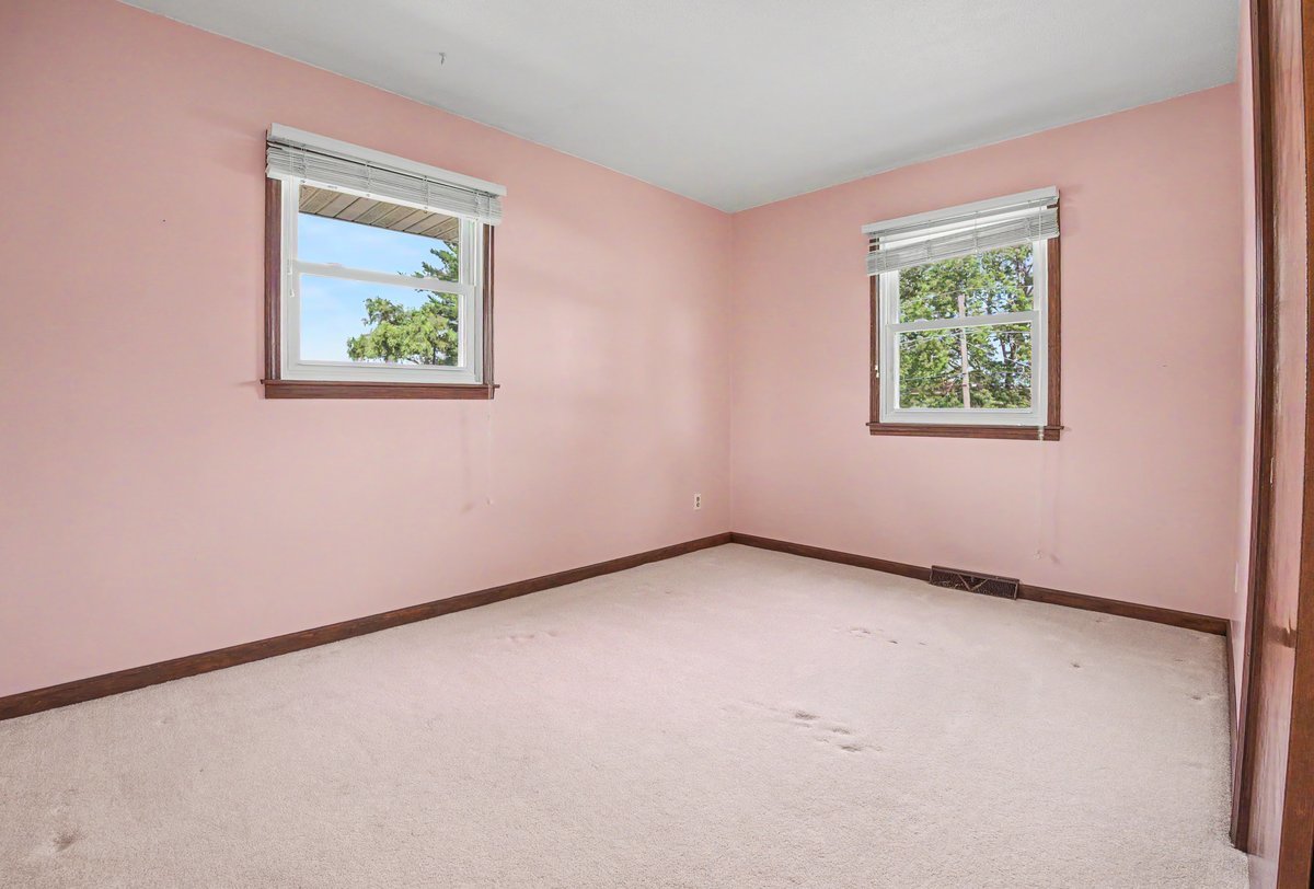 10 Imperial Drive Property Photo 22