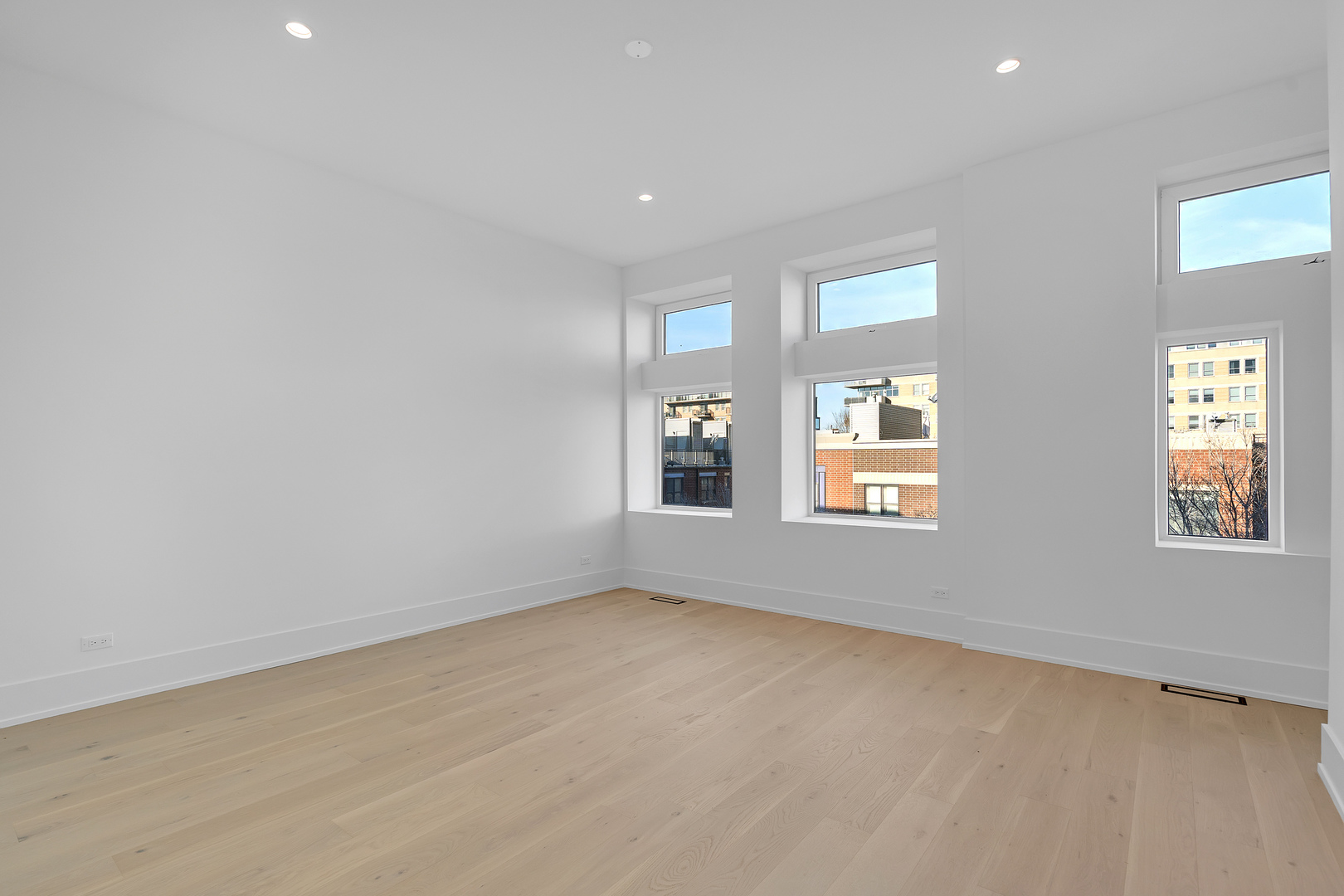 505 W Elm Avenue 7 Property Photo 14