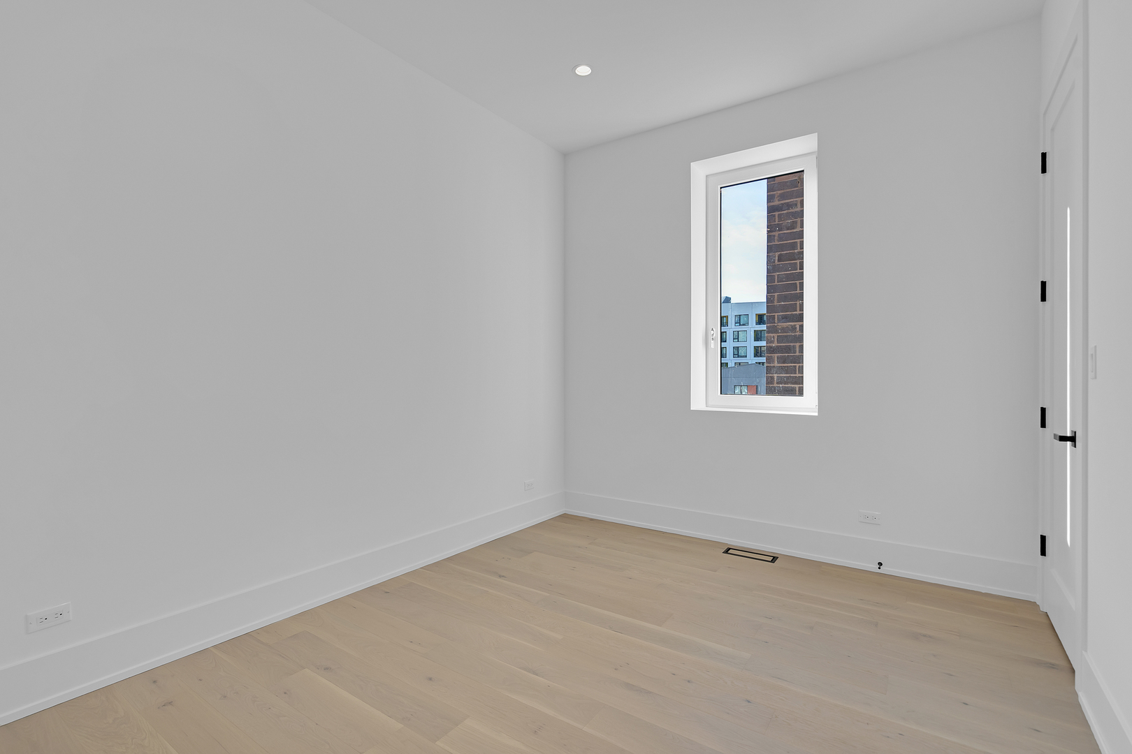 505 W Elm Avenue 7 Property Photo 28