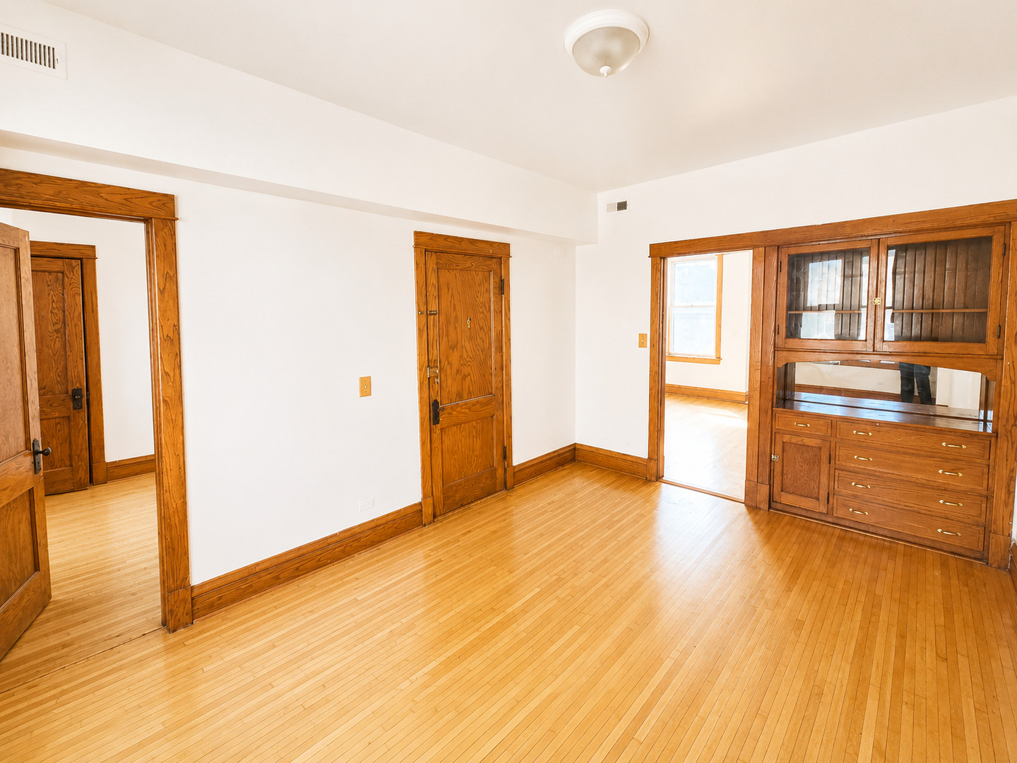 1946 N Kimball Avenue 2 Property Photo 8