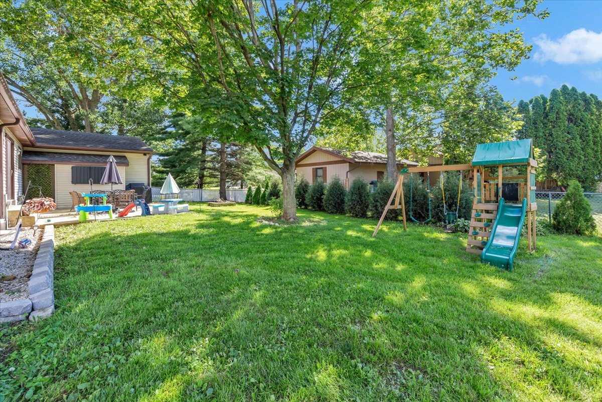 348 Towne Street Property Photo 23