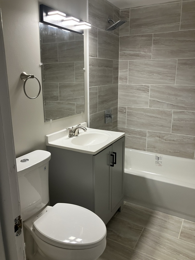 1409 W Le Moyne Street 1409 Property Photo 10