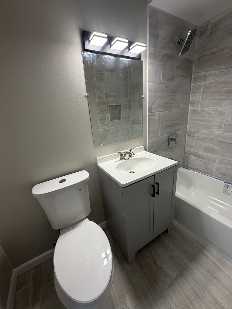 1409 W Le Moyne Street 1409 Property Photo 13