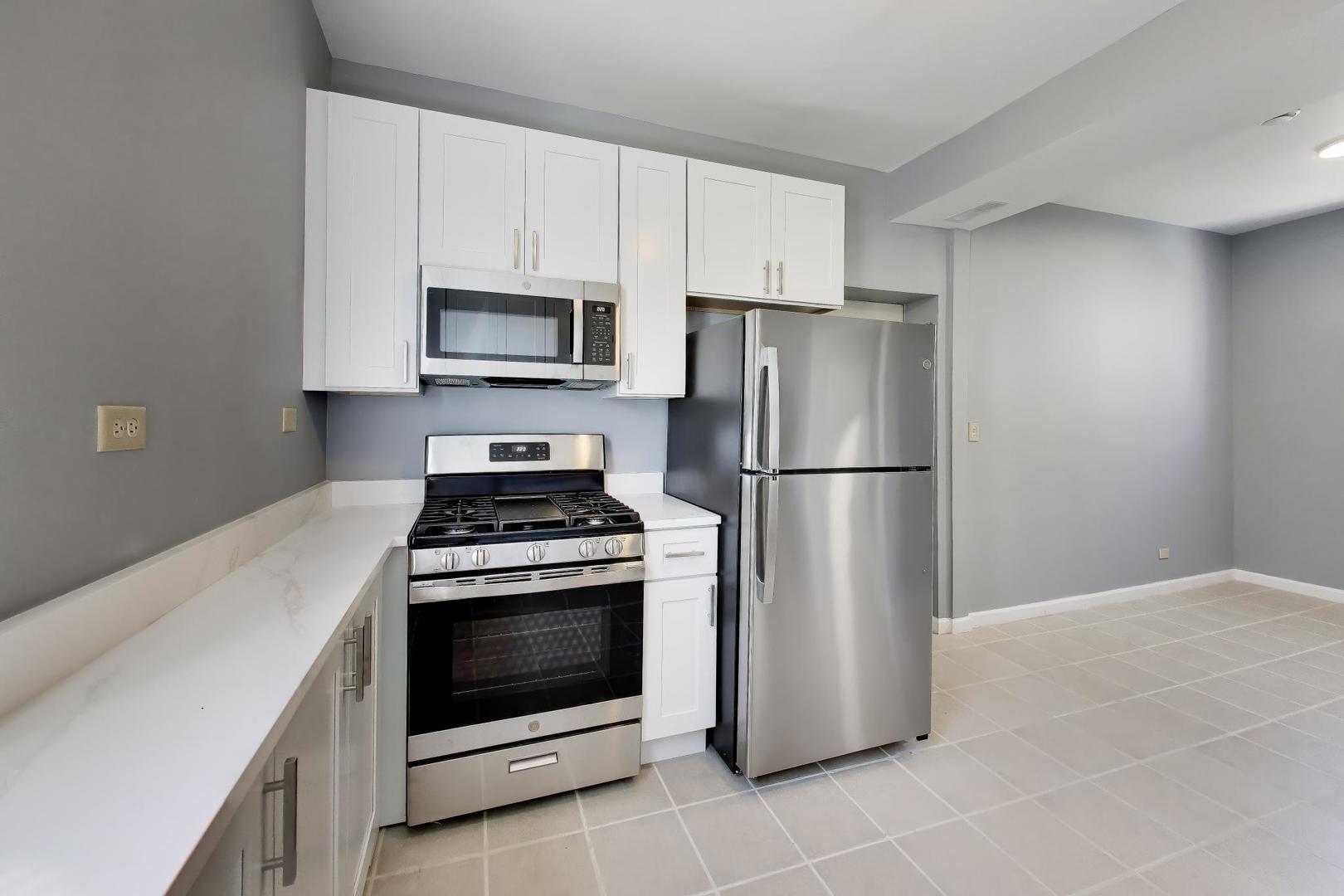736 N Spaulding Avenue Property Photo 4