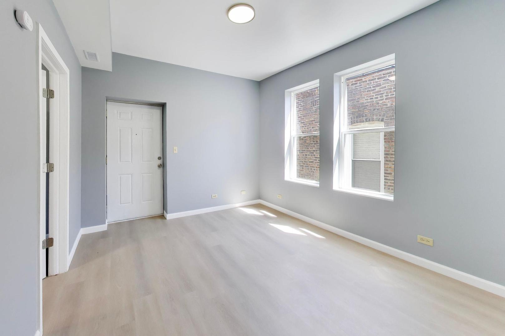 736 N Spaulding Avenue Property Photo 6