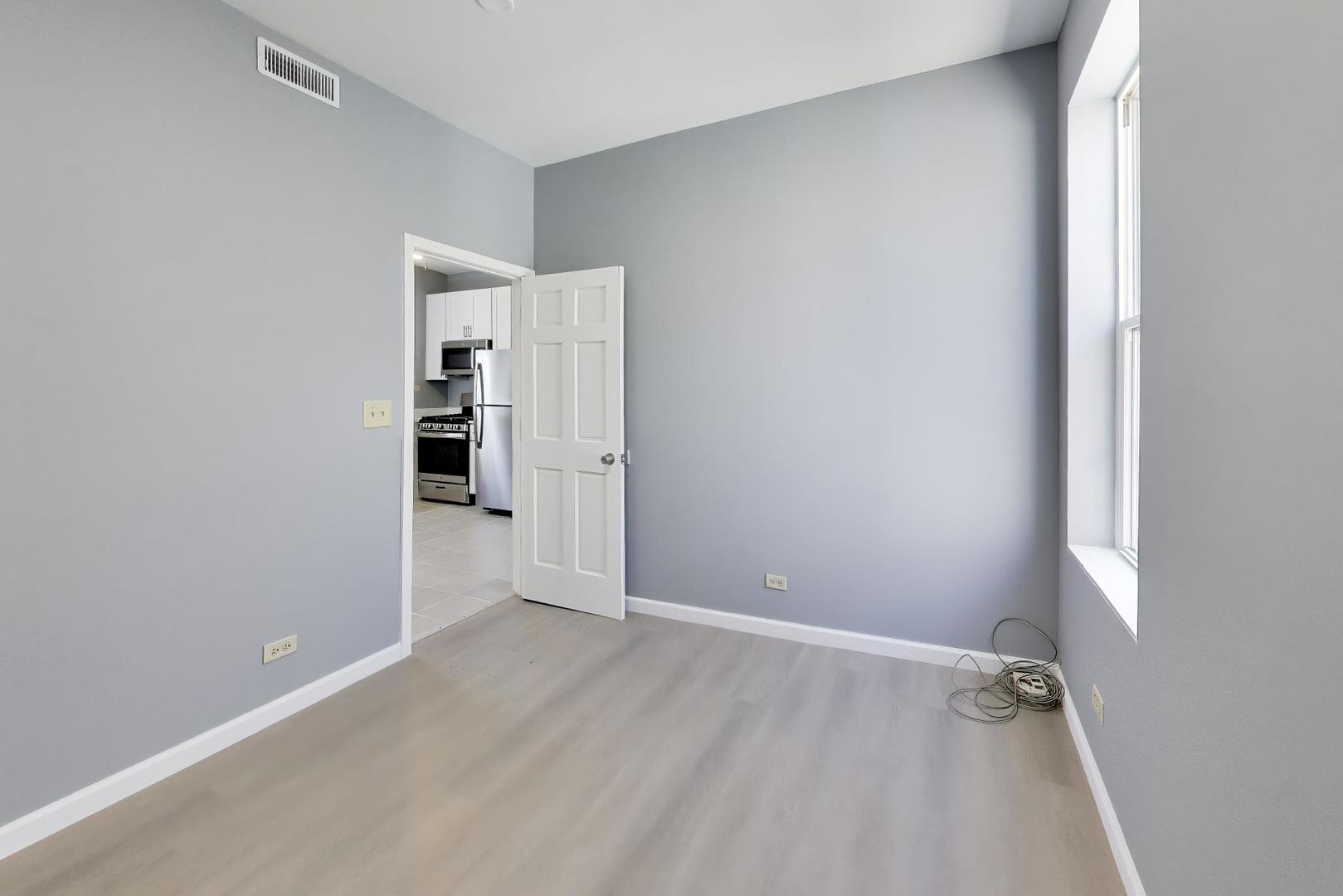 736 N Spaulding Avenue Property Photo 12