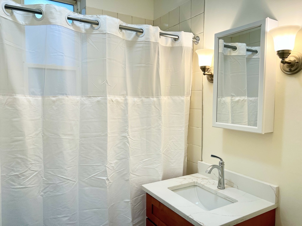 736 N Spaulding Avenue Property Photo 23