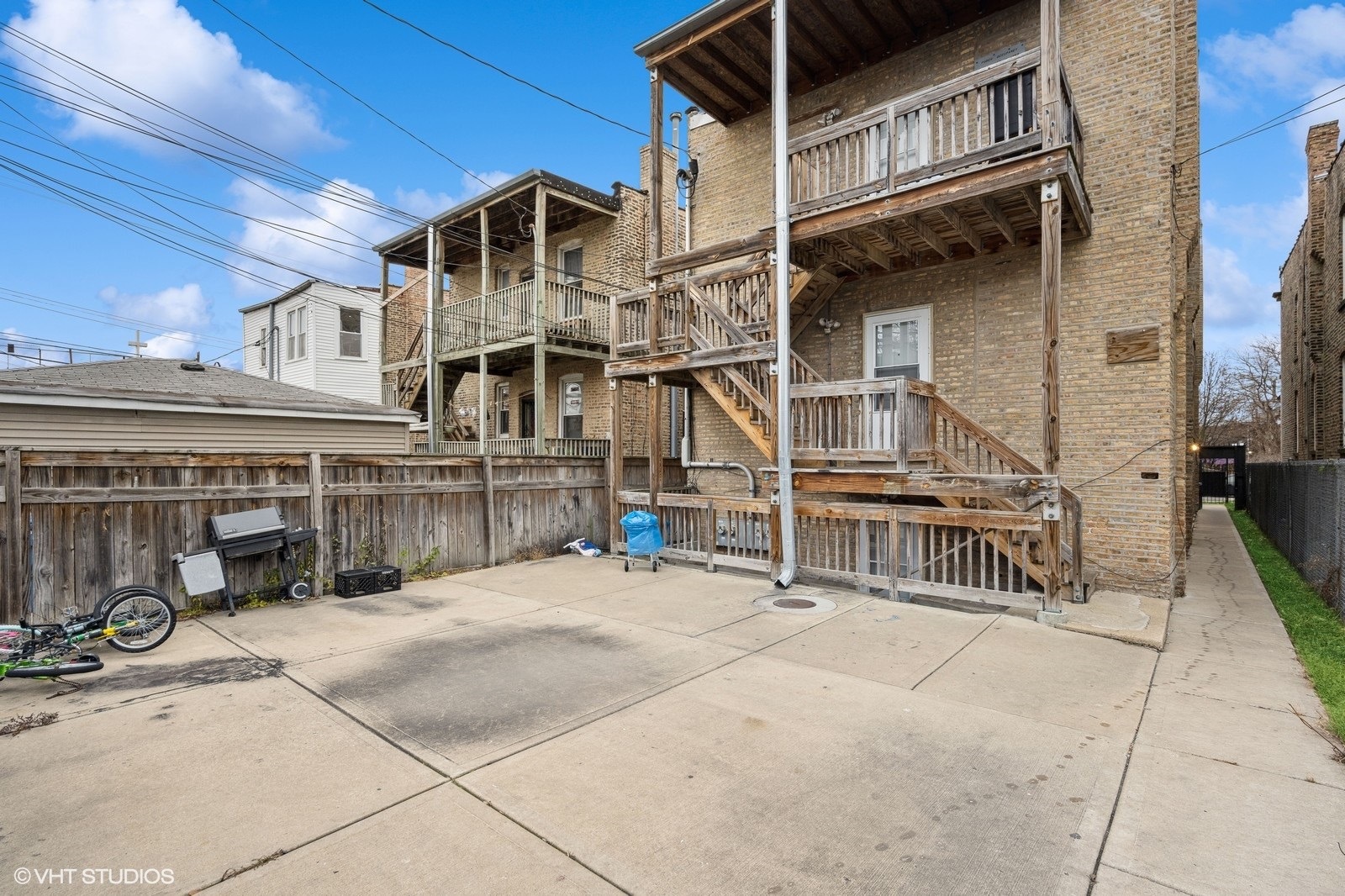 736 N Spaulding Avenue Property Photo 38