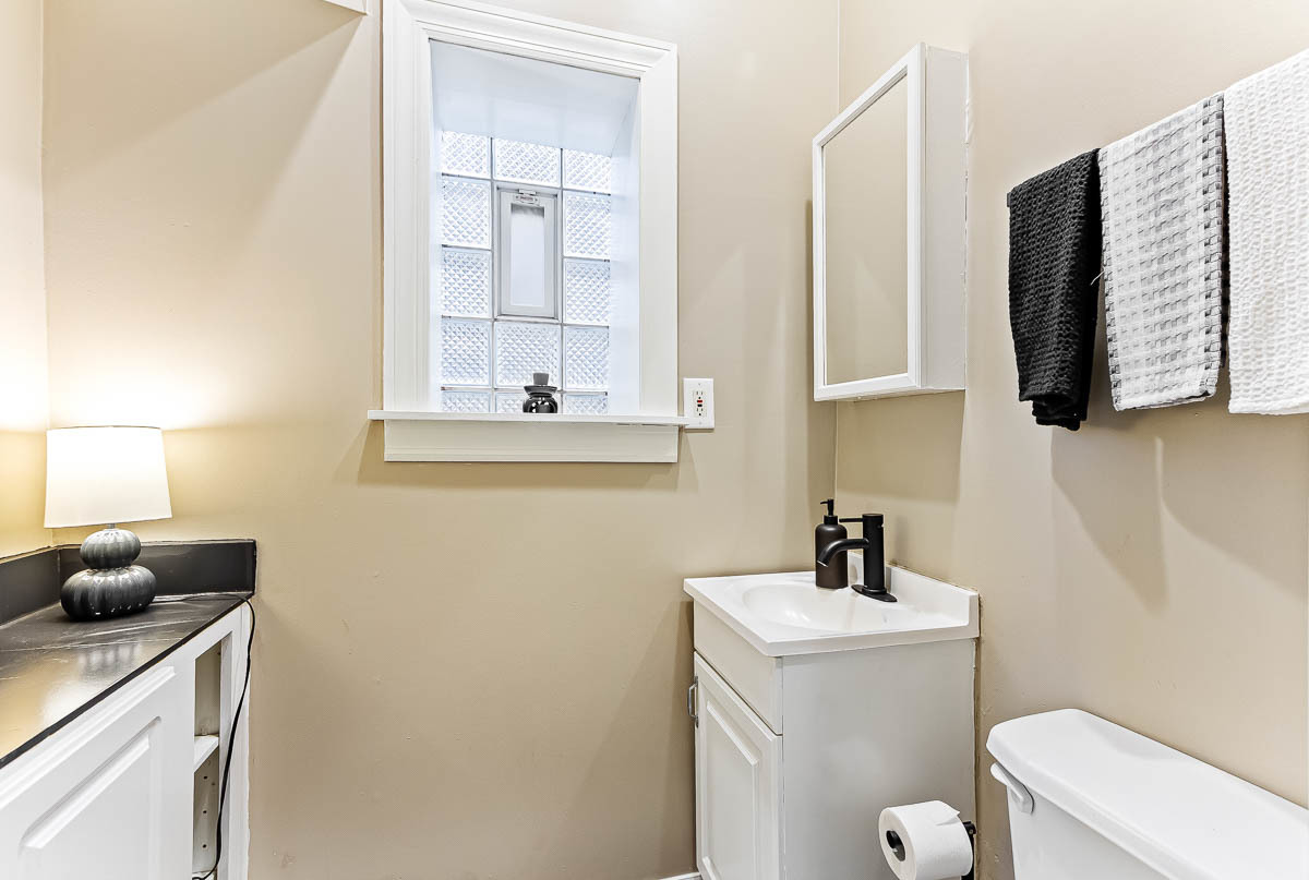 6836 S Michigan Avenue Property Photo 9