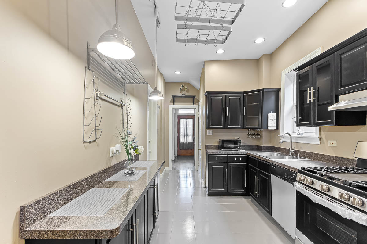 6836 S Michigan Avenue Property Photo 11