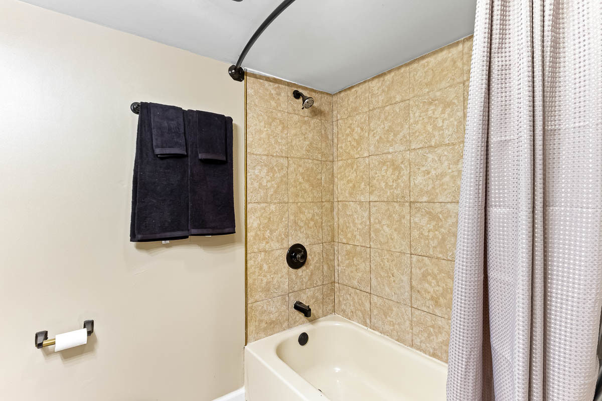 6836 S Michigan Avenue Property Photo 17