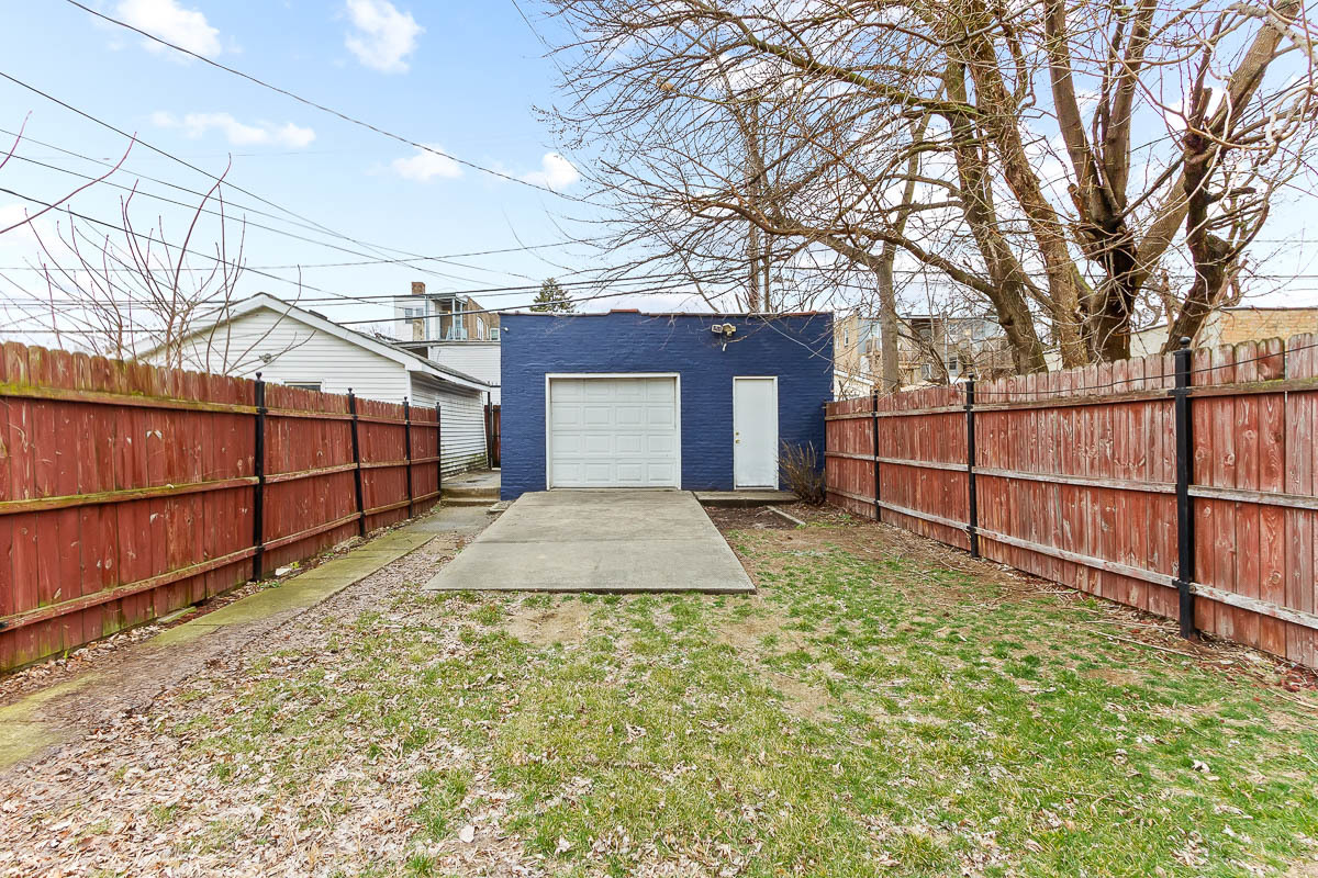 6836 S Michigan Avenue Property Photo 32