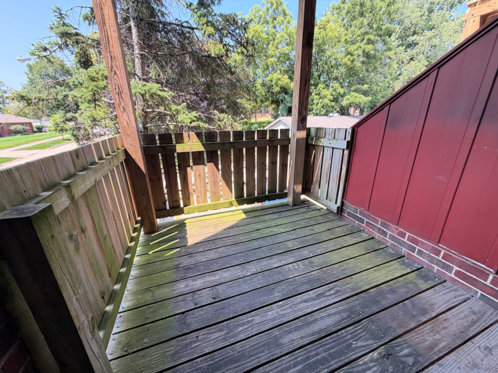 1360 Brook Street E Property Photo 10