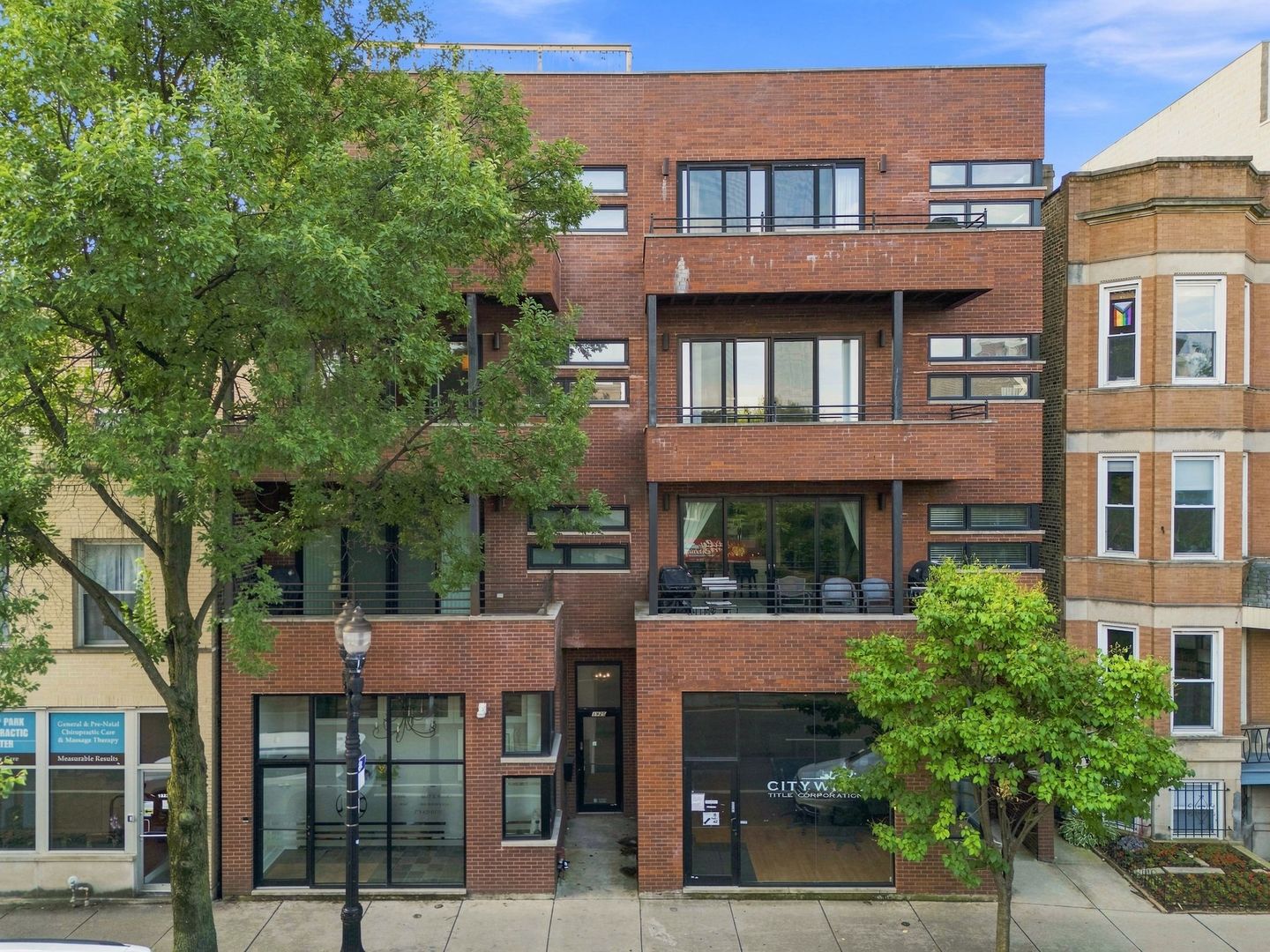 1925 W Irving Park Road 3 Property Photo 1