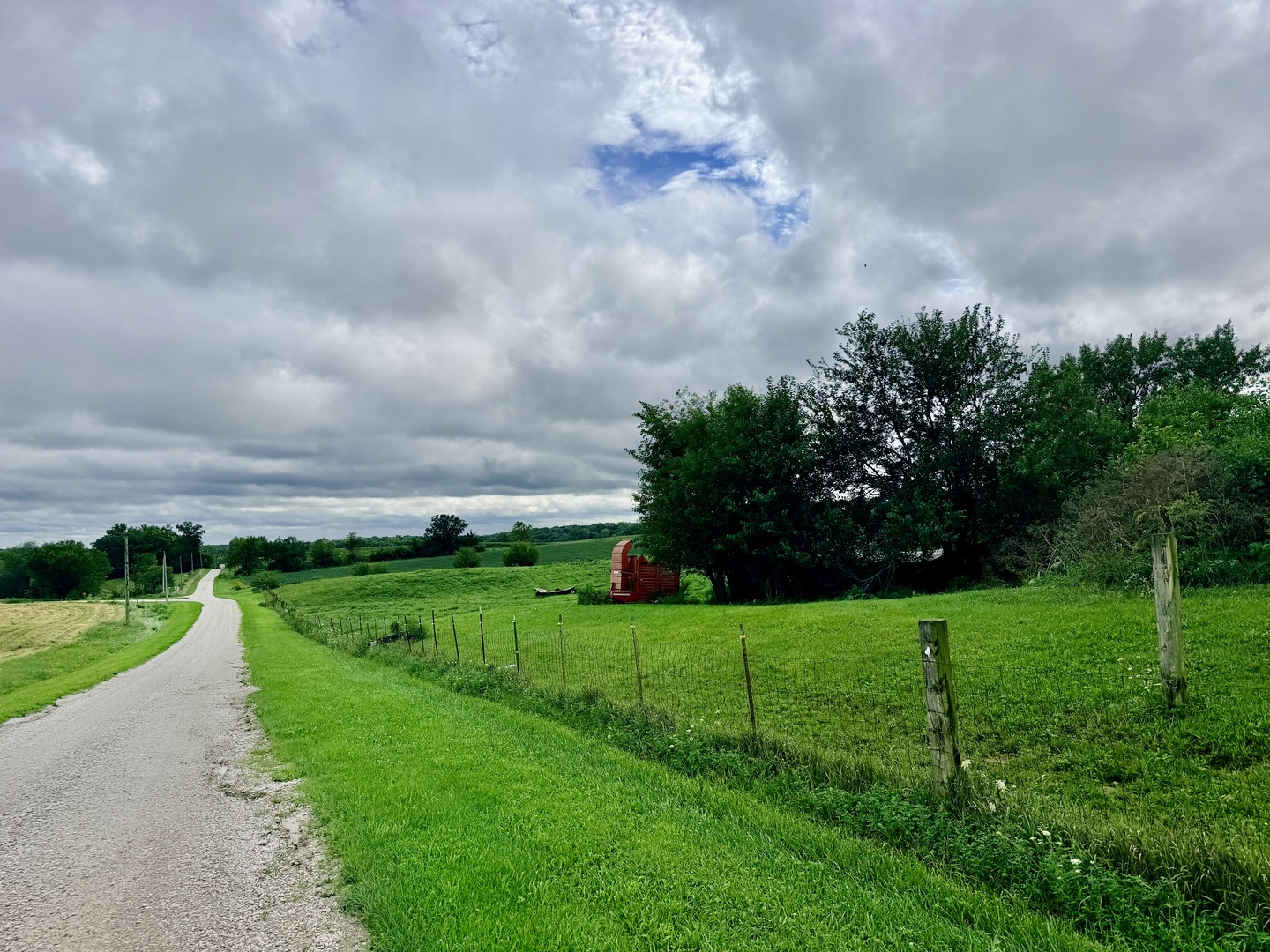 1146 N 2150th Road Property Photo 3