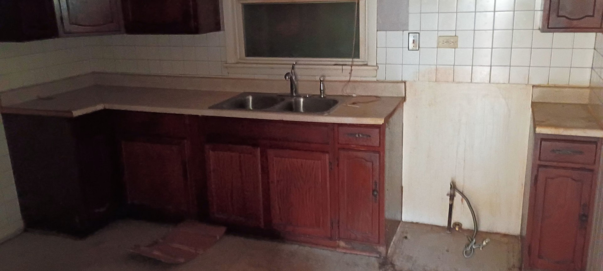 14614 Peoria Street Property Photo 2