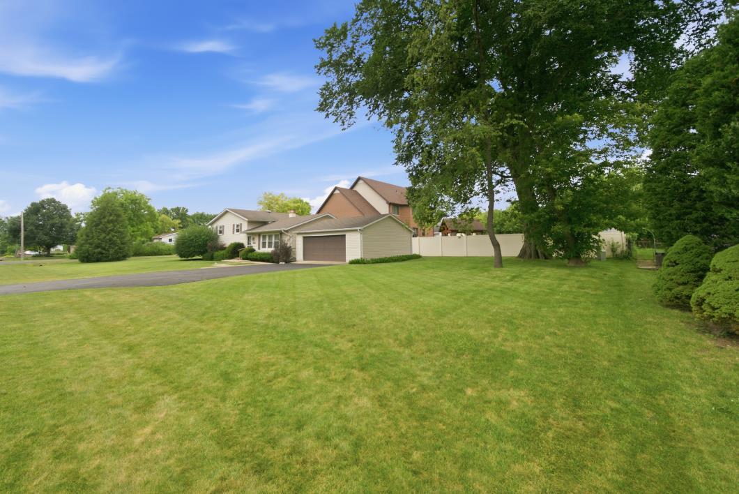 20650 N Florence Avenue Property Photo 4