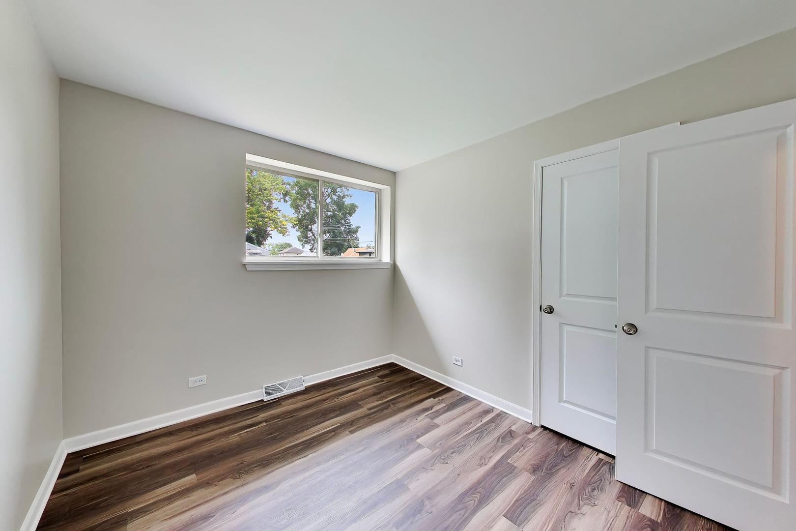 14340 Kostner Avenue Property Photo 21
