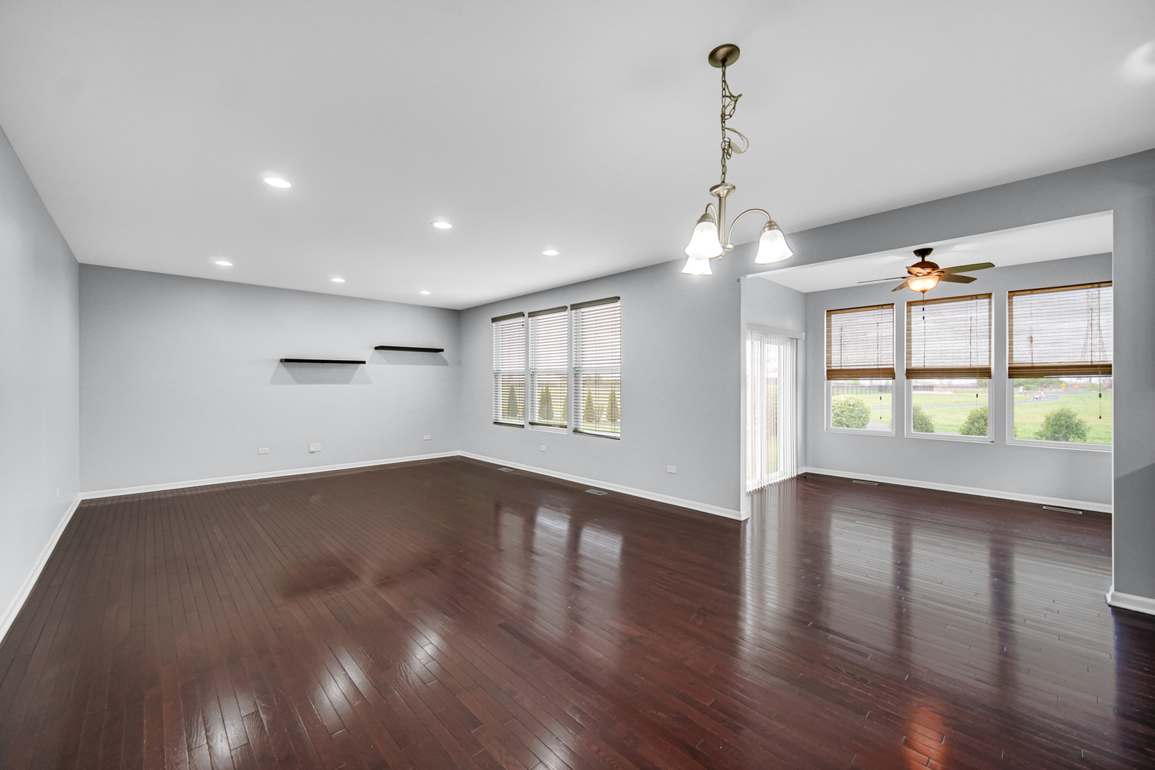 4323 Fraser Circle Property Photo 5