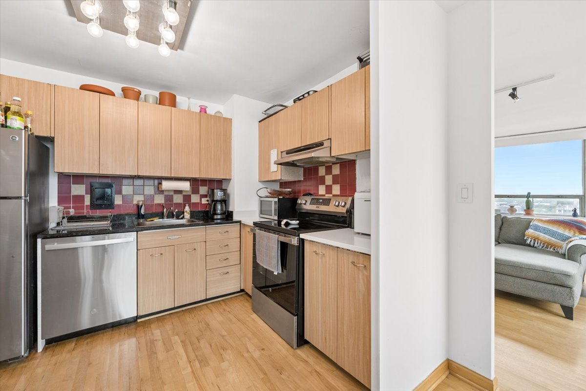 5701 N Sheridan Road 12b Property Photo 9