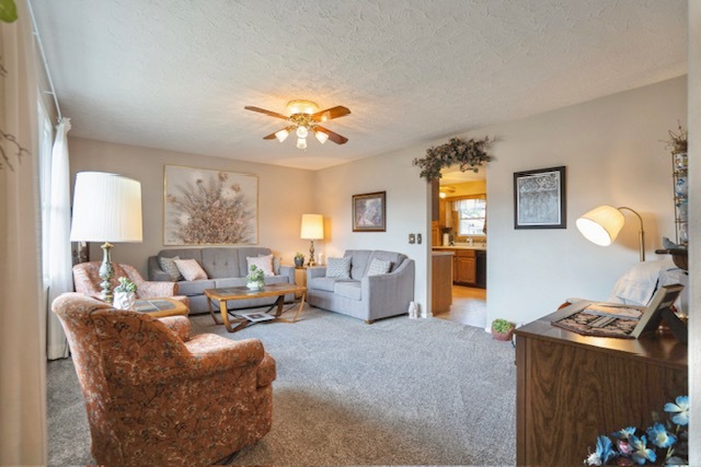 356 W Meadow Lane Property Photo 2