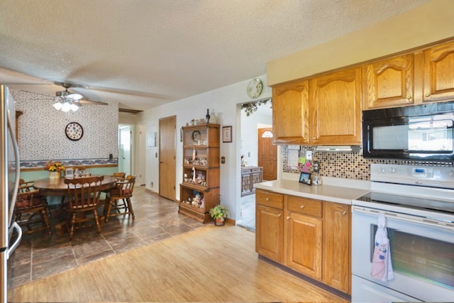 356 W Meadow Lane Property Photo 8