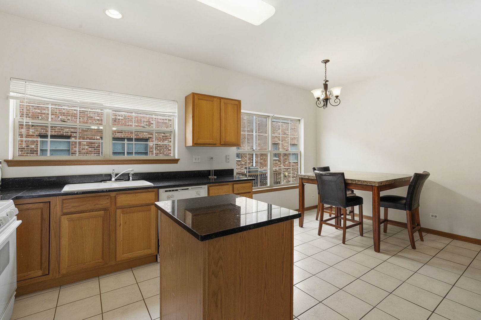 1114 Des Plaines Avenue Property Photo 7