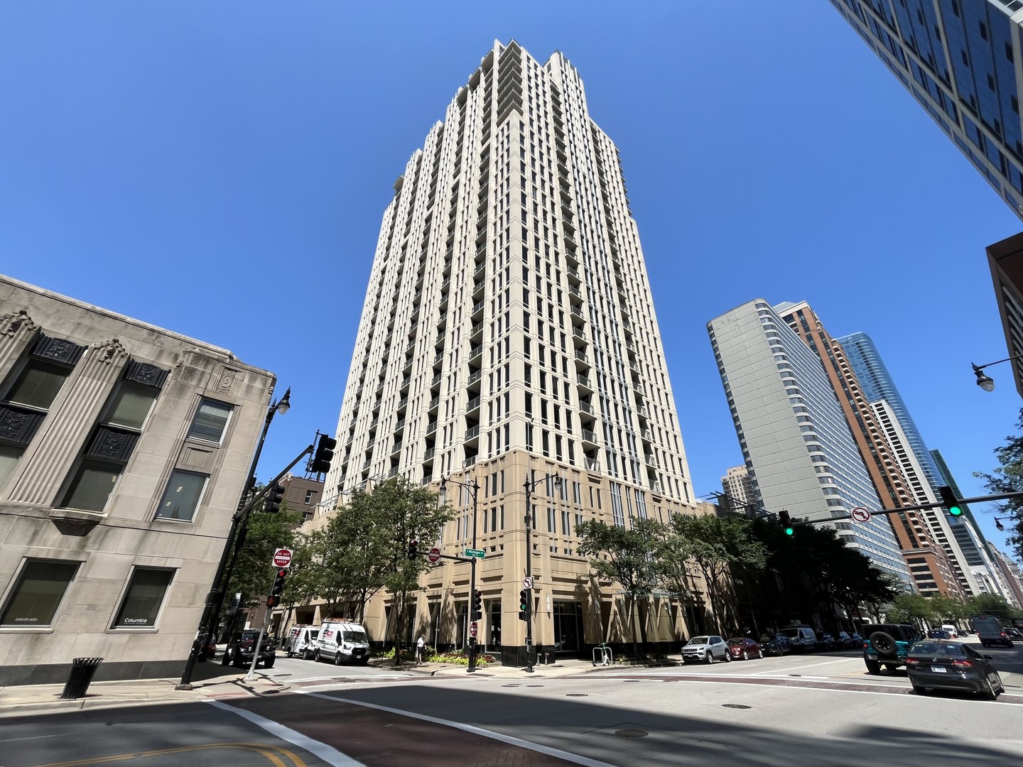 1250 S Michigan Avenue 1209 Property Photo 1