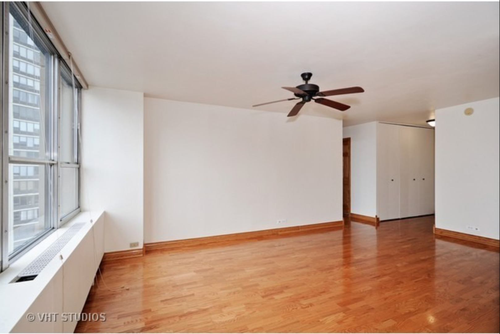 655 W Irving Park Road 1115 Property Photo 10