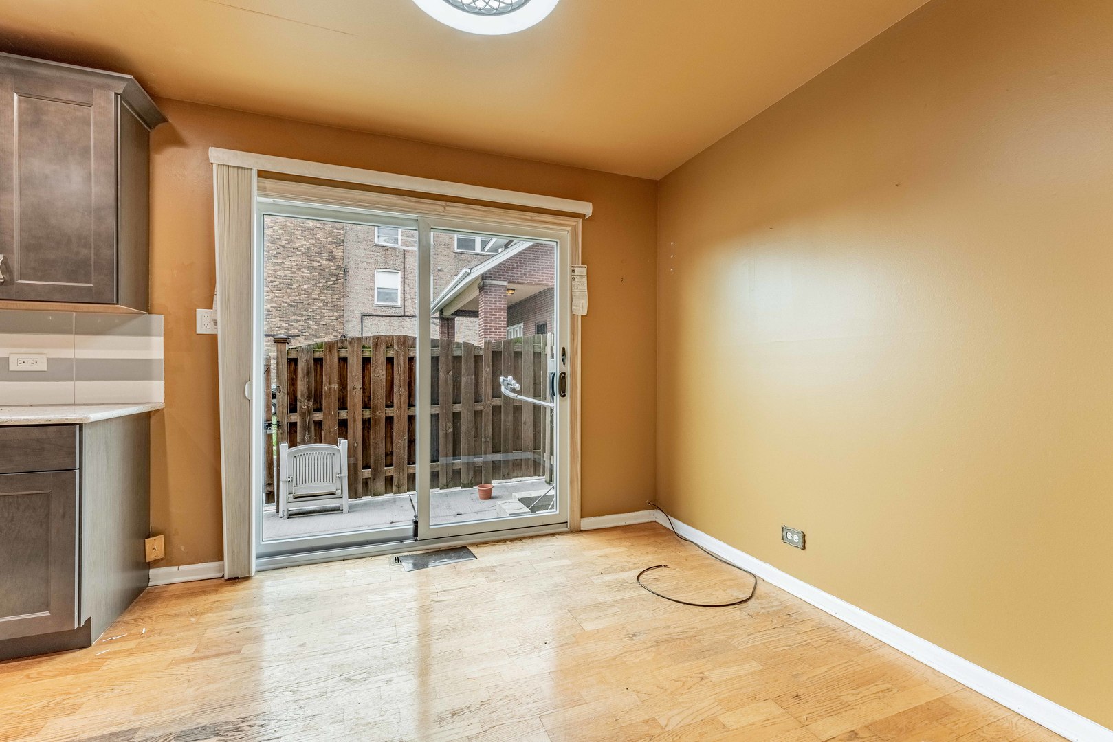 2314 W 111th Street A Property Photo 5