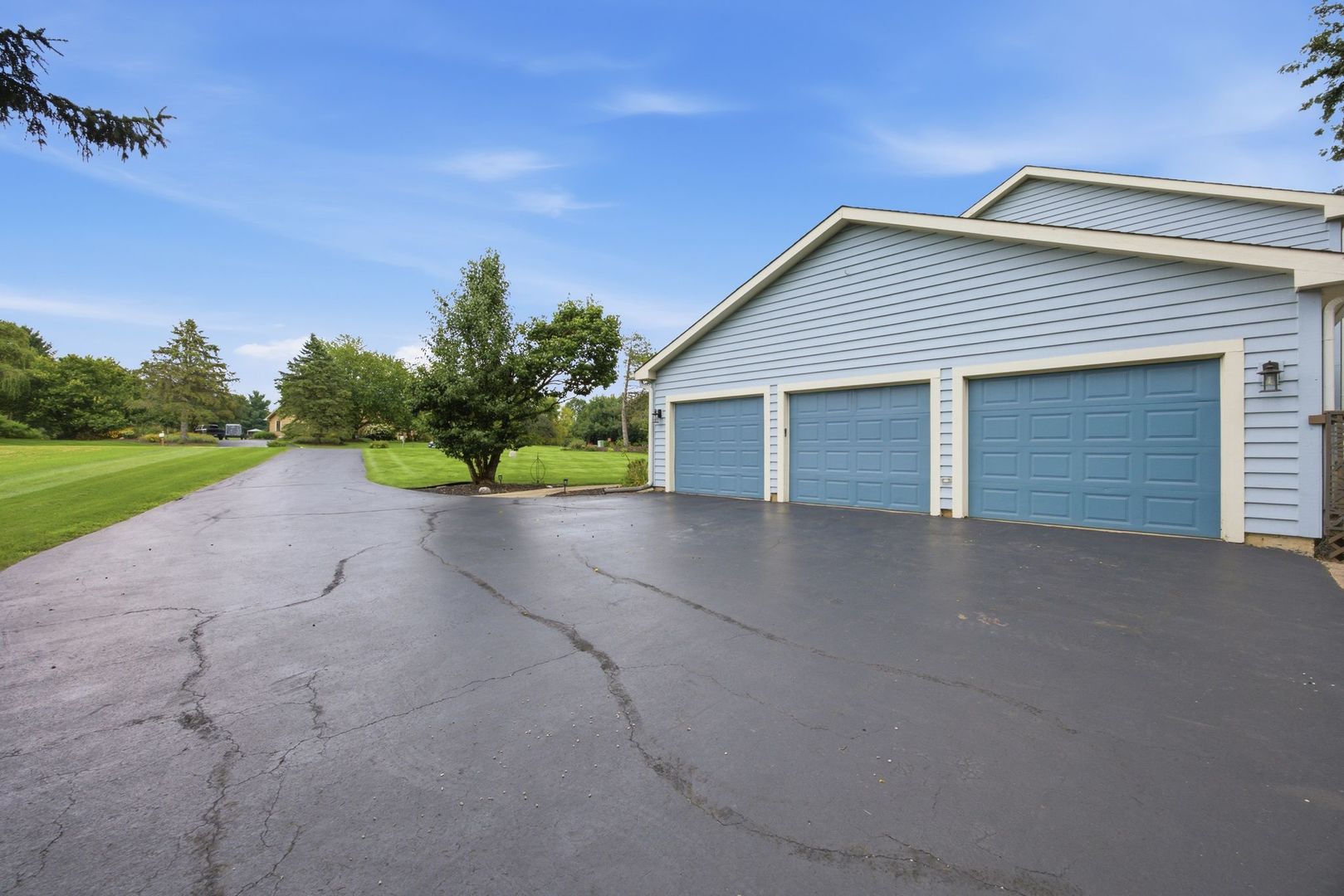 7n660 Cloverfield Circle Property Photo 10